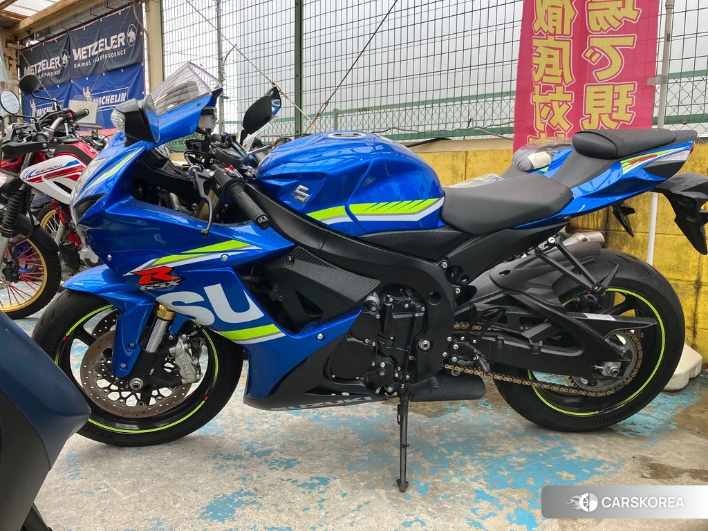 Проданный Suzuki GSX-R750 2017 из Японии, фото 2