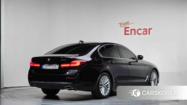 BMW 5 Series (G30) id 3892566 из Кореи 12