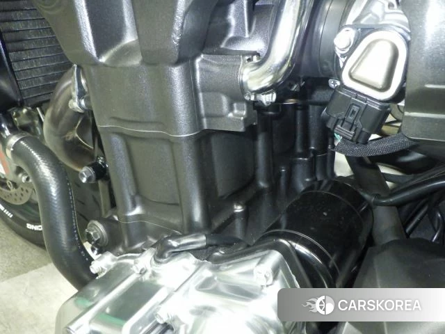 Engine photo