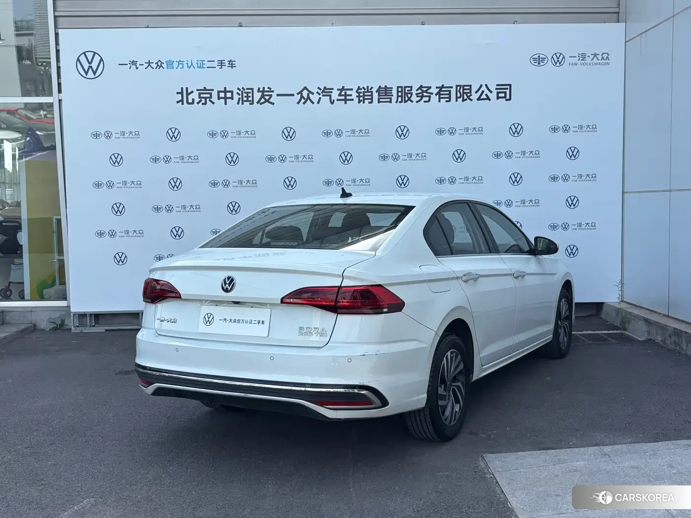 Volkswagen Bora 2023 Белый из Китая, фото 5