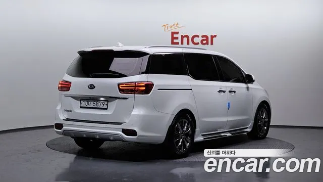 Kia The New Carnival id 2269442 из Кореи 12