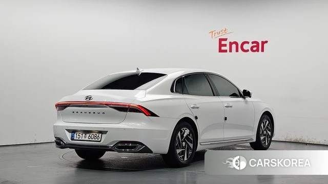 Hyundai The New Grandeur IG Hybrid id 4389733 из Кореи 12