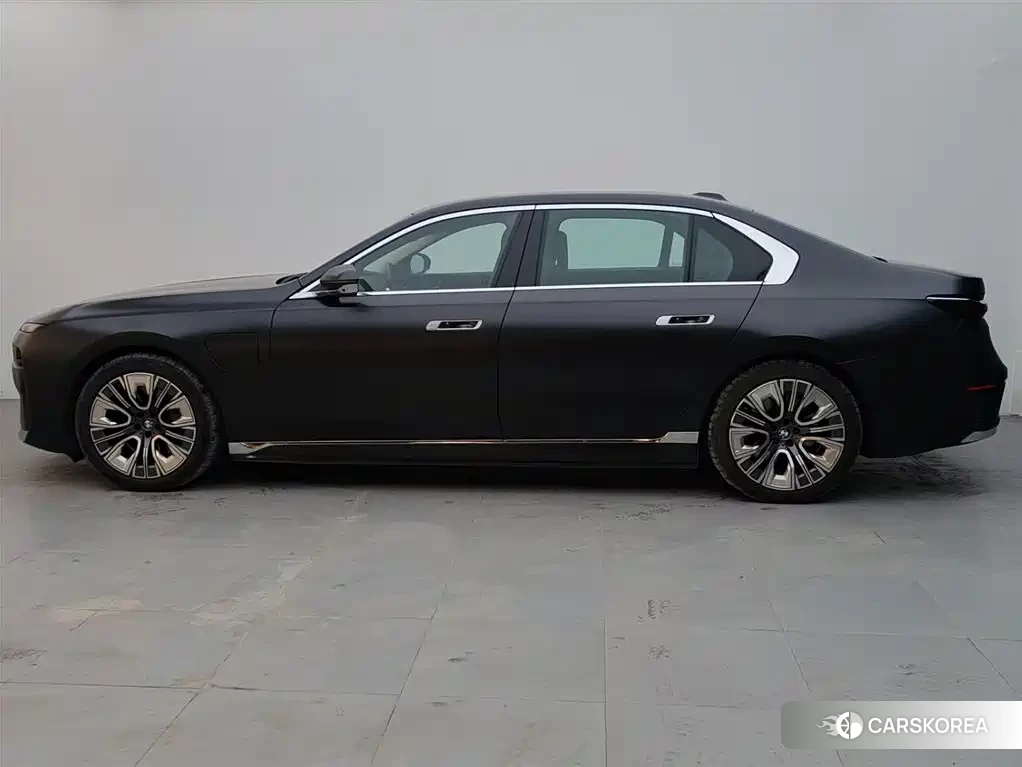 BMW i7 id 4628255 из Китая 10