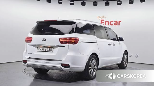 Kia The New Carnival id 4203379 из Кореи 12