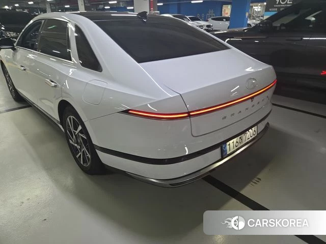 Hyundai Grandeur (GN7) 2022 Белый из Кореи, фото 2