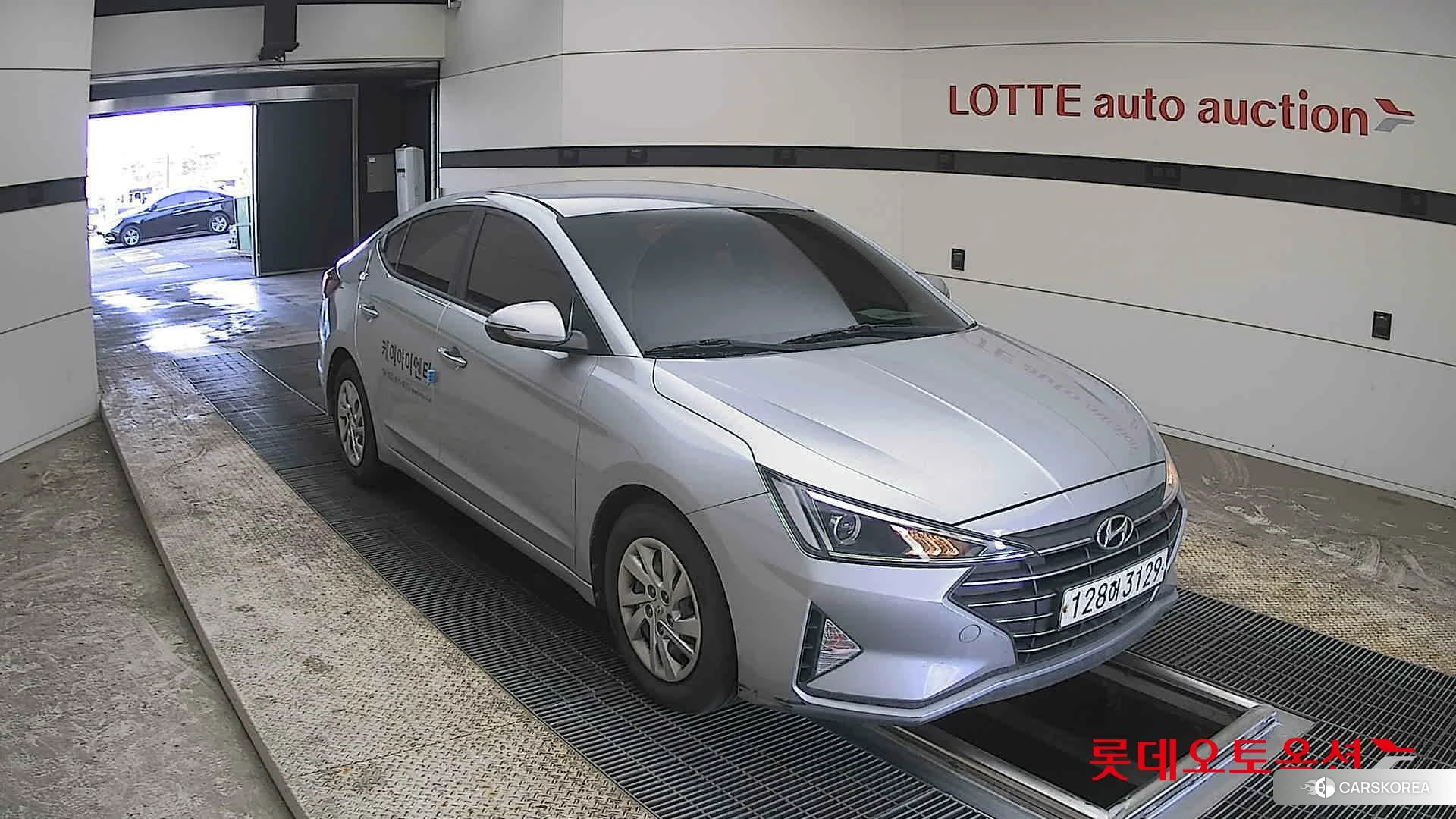 Hyundai Avante id 3882035 из Кореи 12
