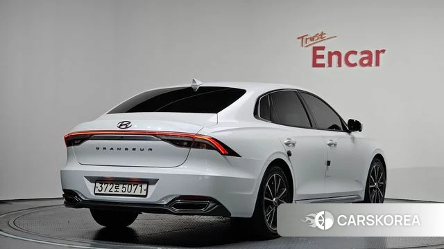 Hyundai The New Grandeur IG id 4324157 из Кореи 12