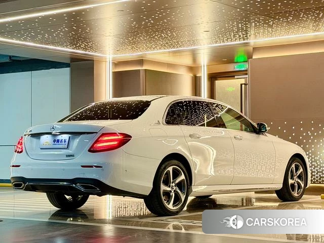 Mercedes-Benz E-class id 4208696 из Китая 12