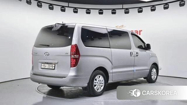 Hyundai The New Grand Starex id 4434849 из Кореи 12