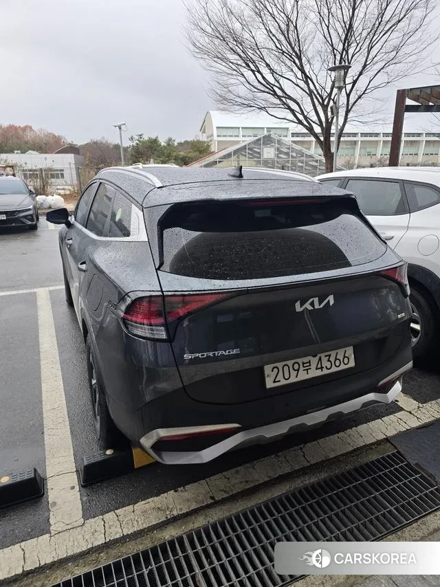 Kia Sportage 5th Generation Hybrid 2022 Серый из Кореи, фото 2