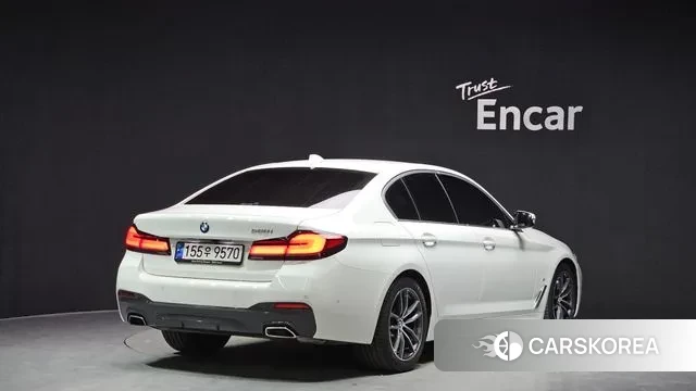 BMW 5 Series (G30) id 3576922 из Кореи 12