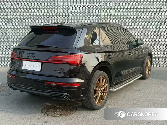 Audi Q5L 2024 Черный из Китая, фото 2