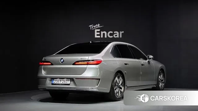 BMW 7 Series (G70) id 3223233 из Кореи 12