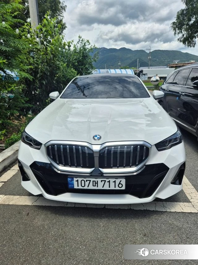 BMW 5 Series (G60) id 4630361 из Кореи 9