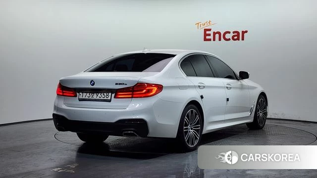 BMW 5 Series (G30) id 4250482 из Кореи 12