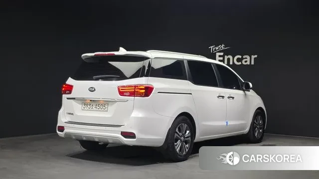 Kia The New Carnival id 3646762 из Кореи 12