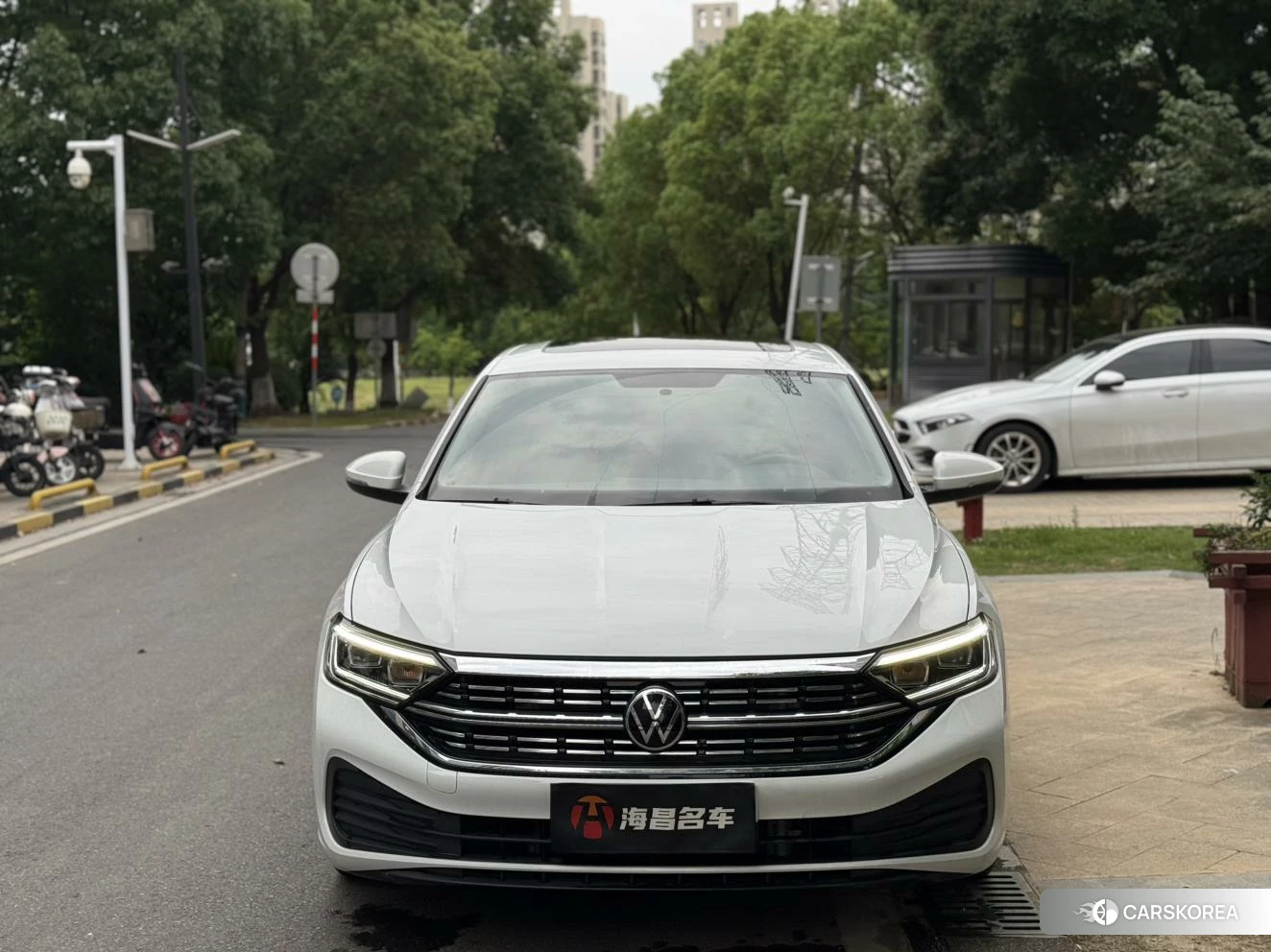 Volkswagen Sagitar 2024 Белый из Китая, фото 2