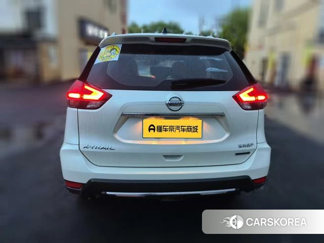Nissan Qijun 2020 Белый из Китая, фото 2