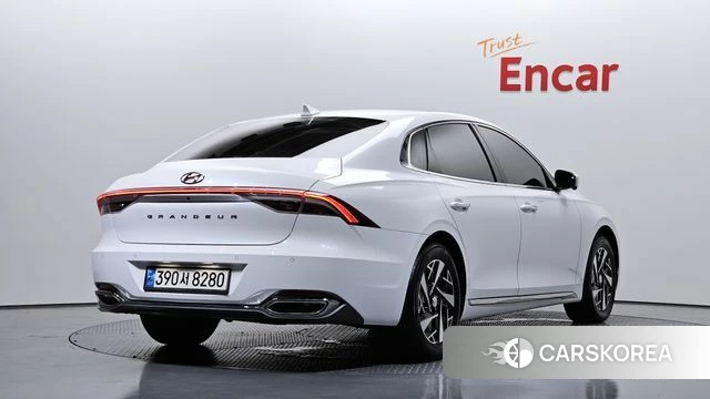 Hyundai The New Grandeur IG Hybrid id 4476207 из Кореи 12