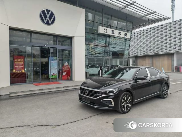 Volkswagen Passat 2024 Черный из Китая, фото 3