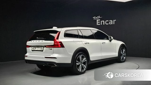 Volvo V60 Cross-Country 2nd Generation id 3942683 из Кореи 12