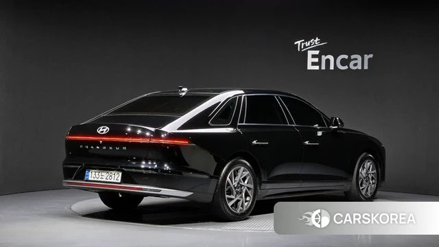 Hyundai Grandeur Hybrid (GN7) id 4700609 из Кореи 12
