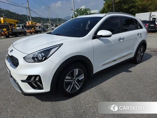 Kia Niro id 3198114 из Кореи 9