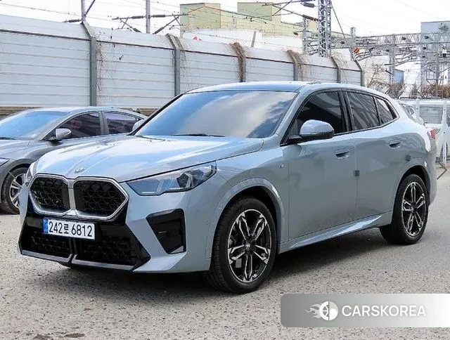 BMW X2 (U10) 2025 Серебристо-серый из Кореи, фото 2