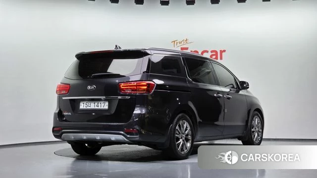 Kia The New Carnival id 4918878 из Кореи 12