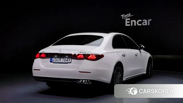 Mercedes-Benz E-Class W214 id 3538643 из Кореи 12