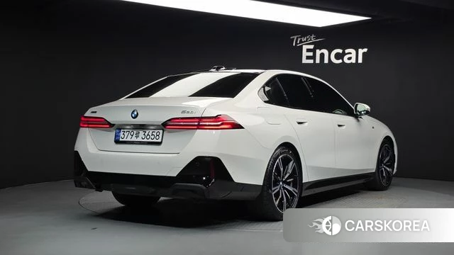 BMW 5 Series (G60) id 4710793 из Кореи 12