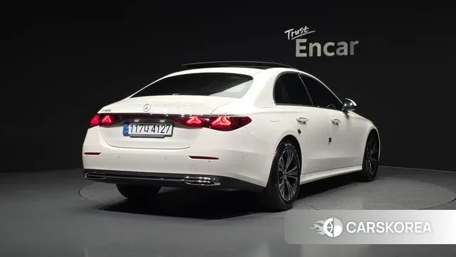 Mercedes-Benz E-Class W214 id 3720659 из Кореи 12