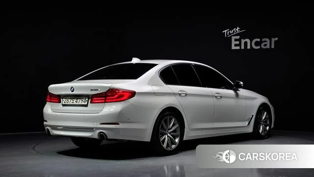 BMW 5 Series (G30) id 4581167 из Кореи 12