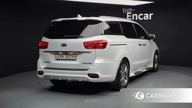 Kia The New Carnival id 4339396 из Кореи 12