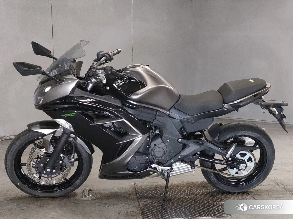 Проданный Kawasaki NINJA 400 2017 из Японии