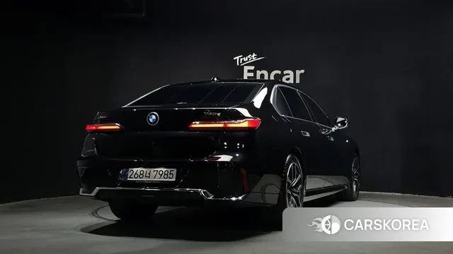 BMW 7 Series (G70) id 3745046 из Кореи 12