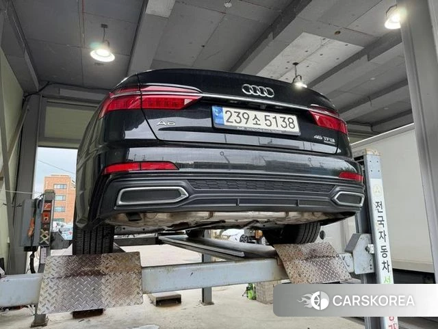 Audi A6 (C8) 2023 Черный из Кореи, фото 2