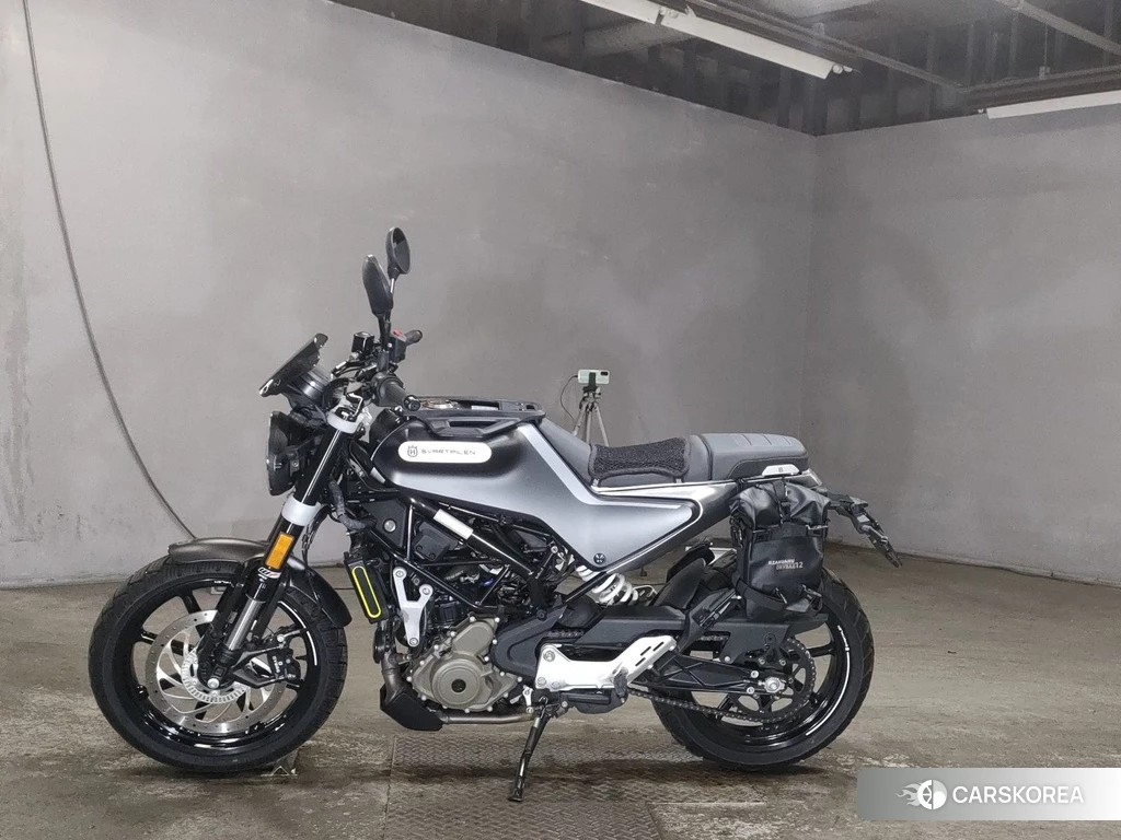 Проданный Husqvarna SVARTPILEN 250 2021 из Японии