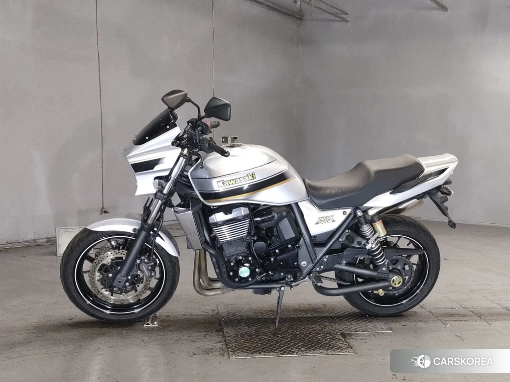 Проданный Kawasaki ZRX 1200 2015 из Японии, фото 2