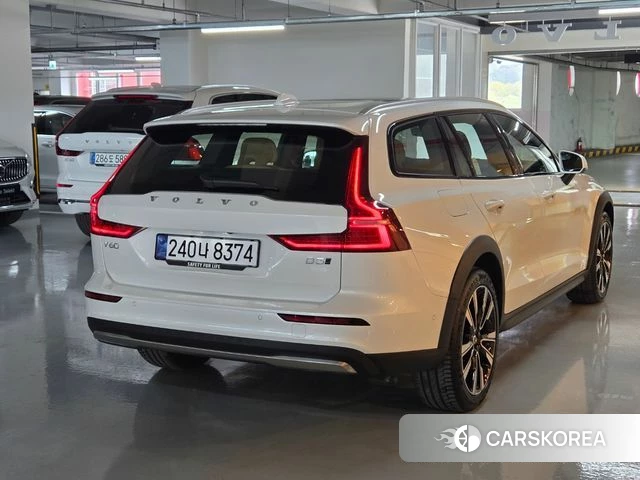 Volvo V60 Cross-Country 2nd Generation id 3939806 из Кореи 10