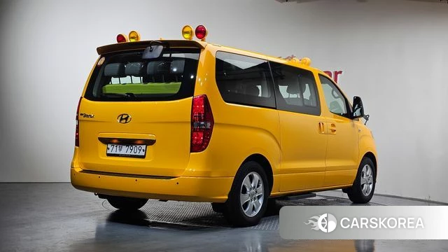 Hyundai The New Grand Starex id 4562864 из Кореи 12