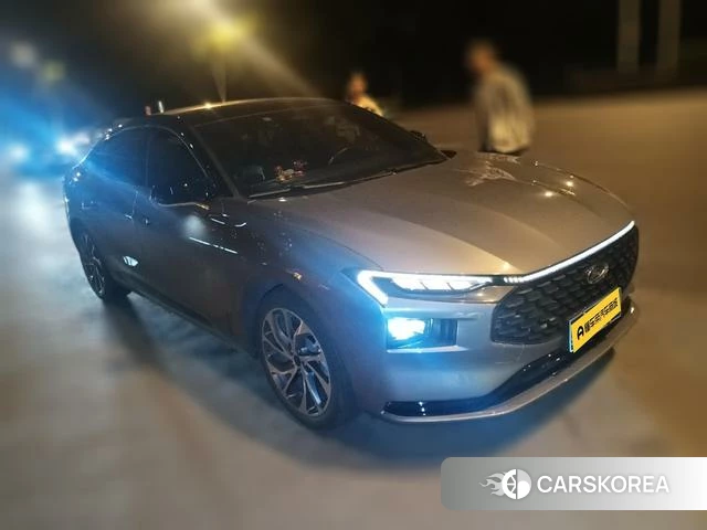 Ford Mondeo 2022 Серебристо-серый из Китая, фото 2