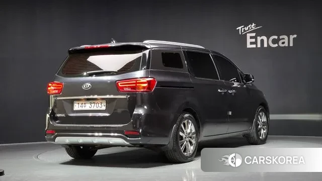 Kia The New Carnival id 3789324 из Кореи 12