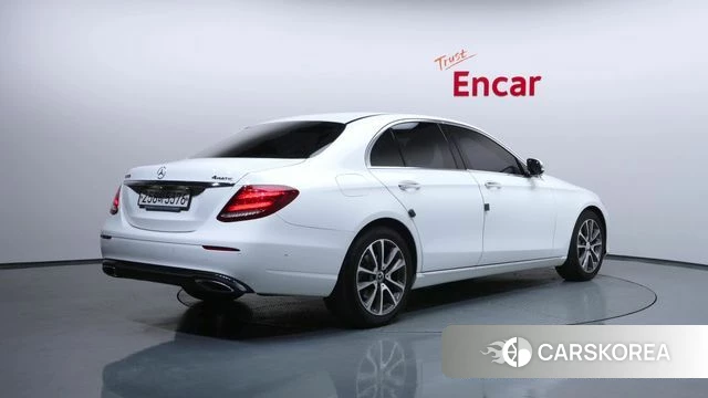 Mercedes-Benz E-Class W213 id 4390397 из Кореи 12