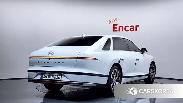 Hyundai Grandeur (GN7) id 3437211 из Кореи 12