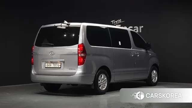 Hyundai The New Grand Starex id 3676519 из Кореи 12