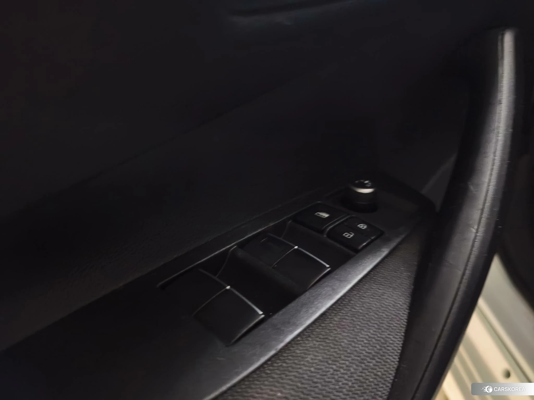 Toyota Corolla id 4467948 из Китая 11