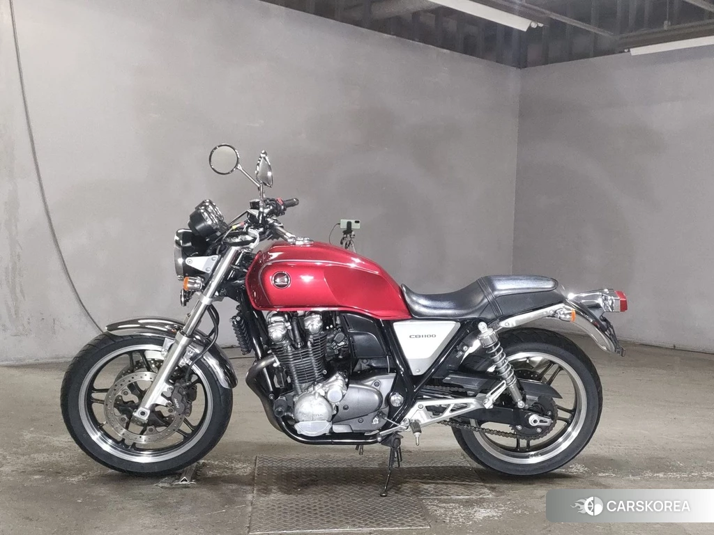 Проданный Honda CB1100 2011 из Японии, фото 2