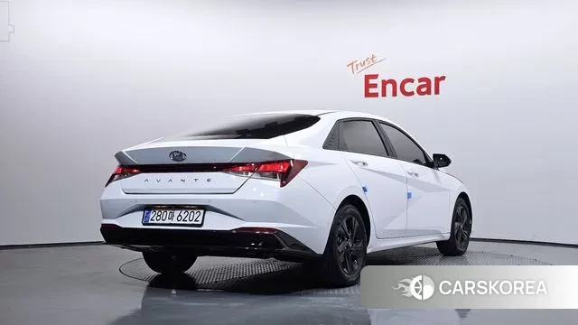 Hyundai Avante Hybrid (CN7) id 3437612 из Кореи 12