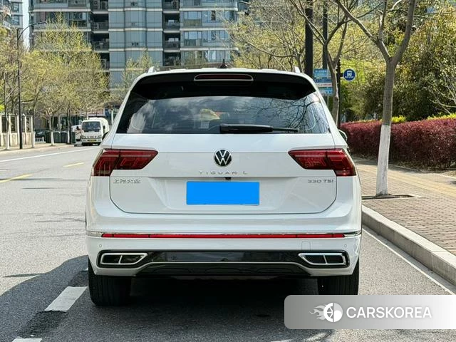 Volkswagen Tiguan L 2023 Белый из Китая, фото 2